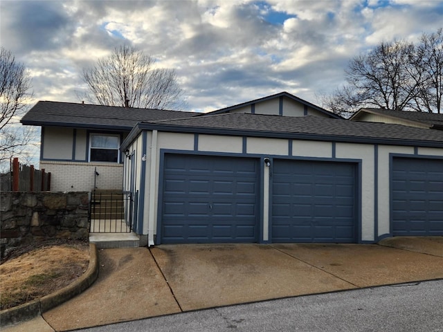 view of front of home featuring a garage