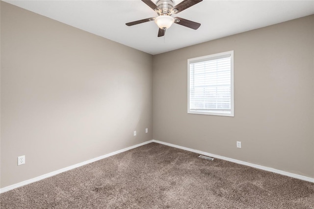 unfurnished room featuring carpet flooring and ceiling fan