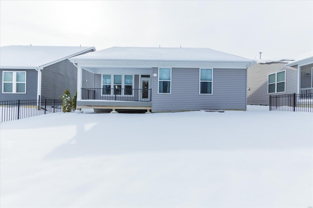 view of front of home featuring a porch