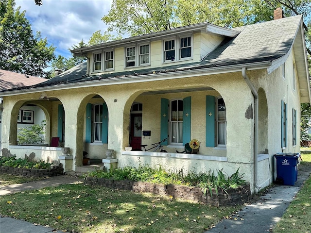 view of front of house featuring a porch