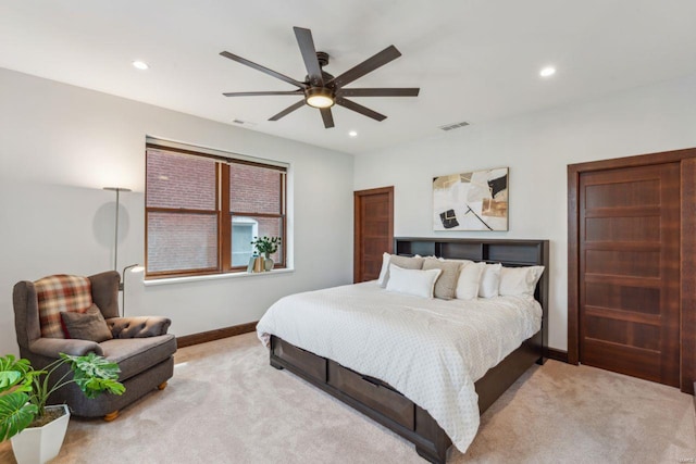 bedroom featuring recessed lighting, visible vents, light carpet, ceiling fan, and baseboards