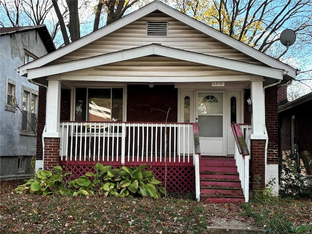 view of front of home featuring a porch