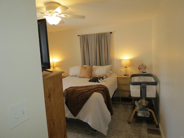 bedroom featuring ceiling fan