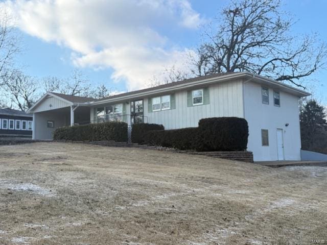 view of ranch-style home