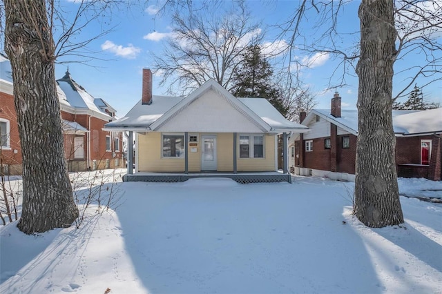 view of front of home with covered porch