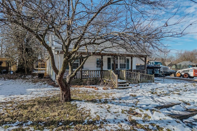 view of front of property