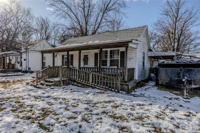 bungalow-style home with covered porch