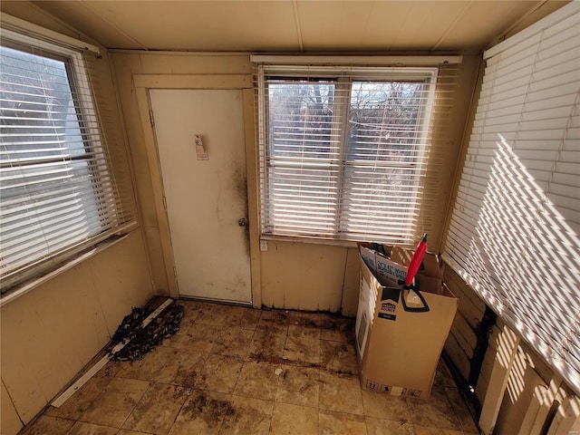 entryway with lofted ceiling