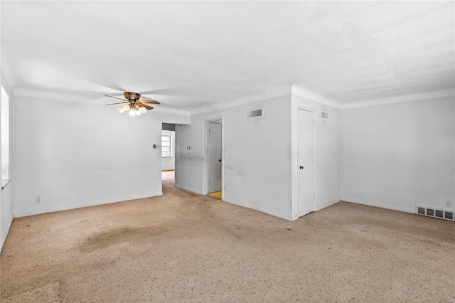 empty room with ceiling fan