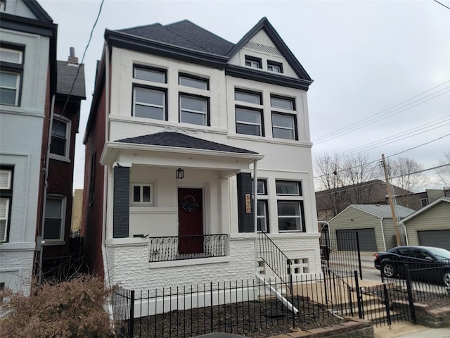 view of front of house featuring a porch