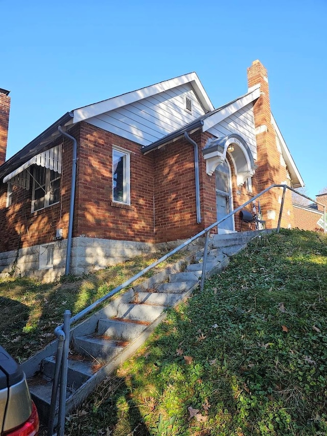 view of front facade