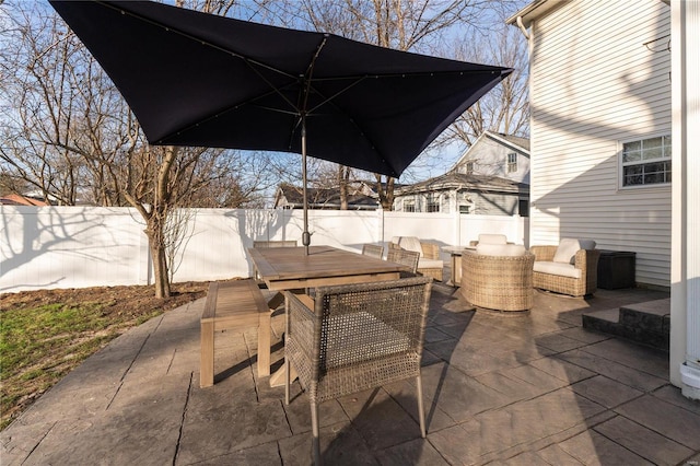 view of patio / terrace featuring an outdoor hangout area