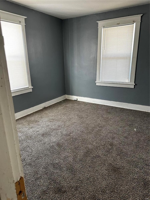 view of carpeted spare room