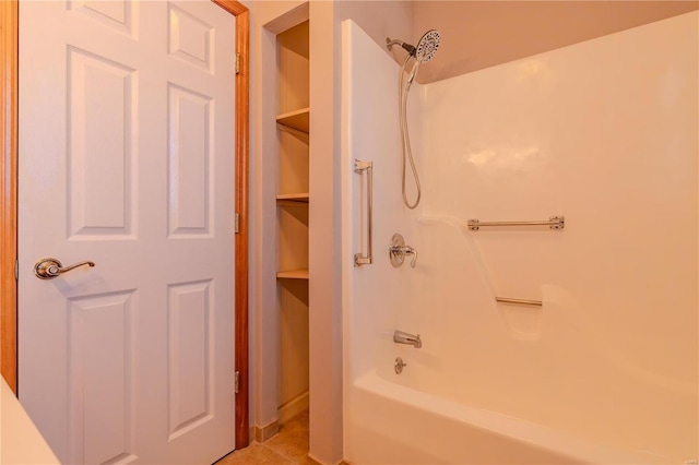 bathroom featuring washtub / shower combination