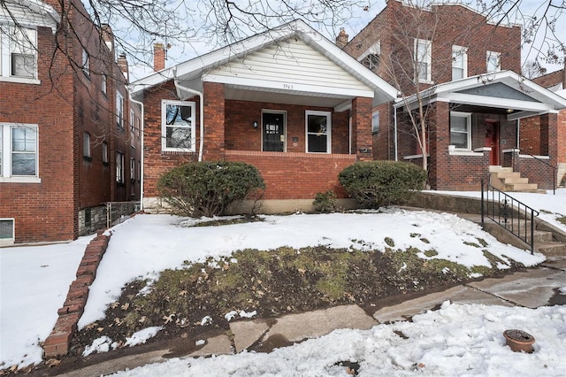 view of front of home with covered porch