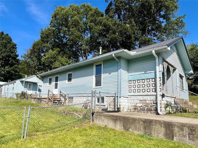 exterior space with a lawn