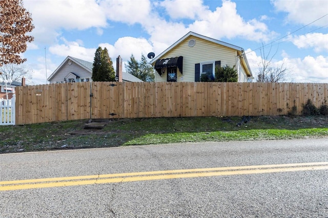 view of front of home