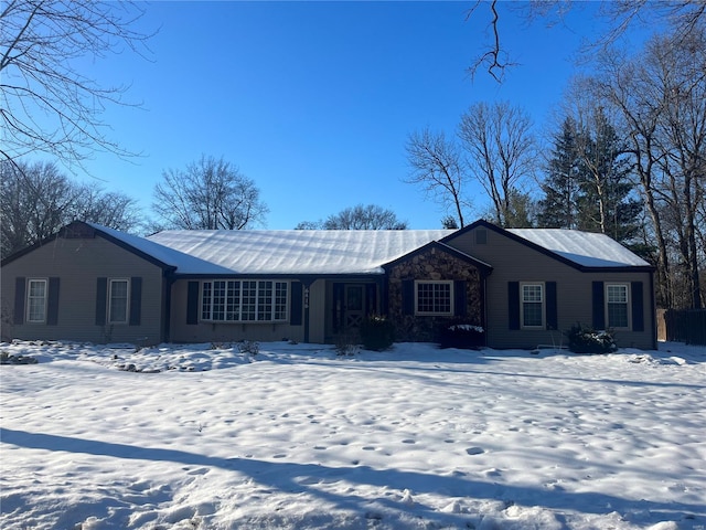 view of front of property