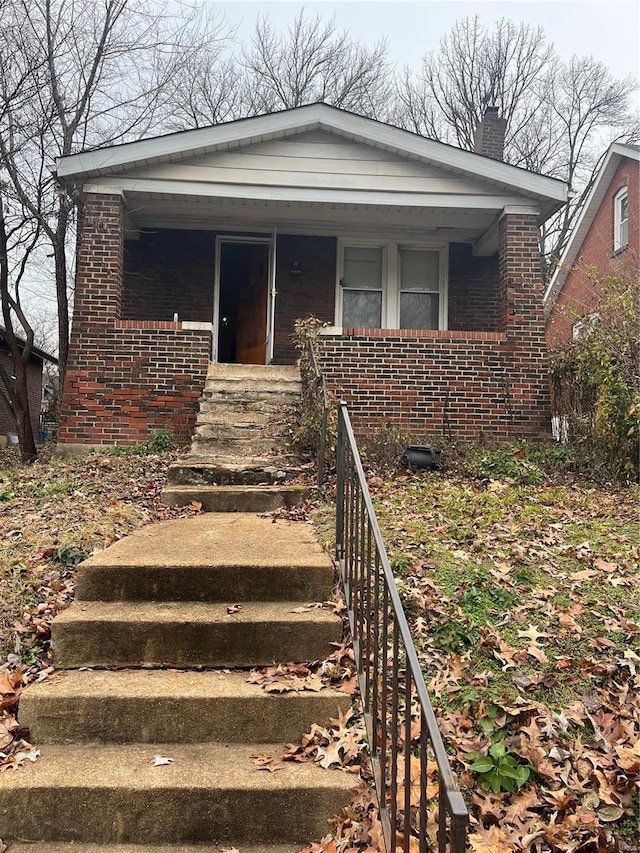 view of front of home with covered porch