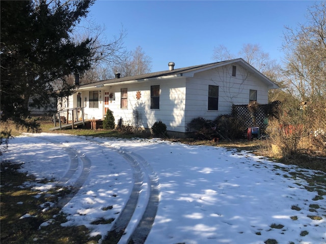 view of front of house