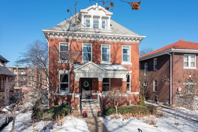 view of front of house