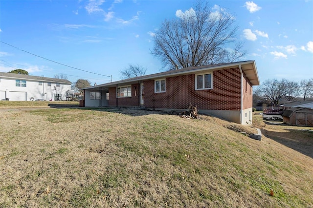 exterior space featuring a yard