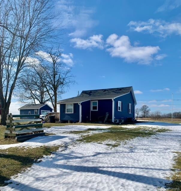 view of single story home