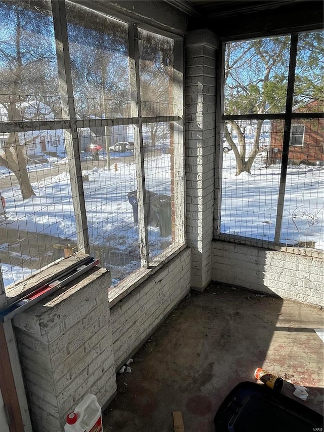 view of unfurnished sunroom