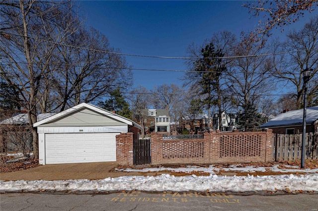 view of front of home