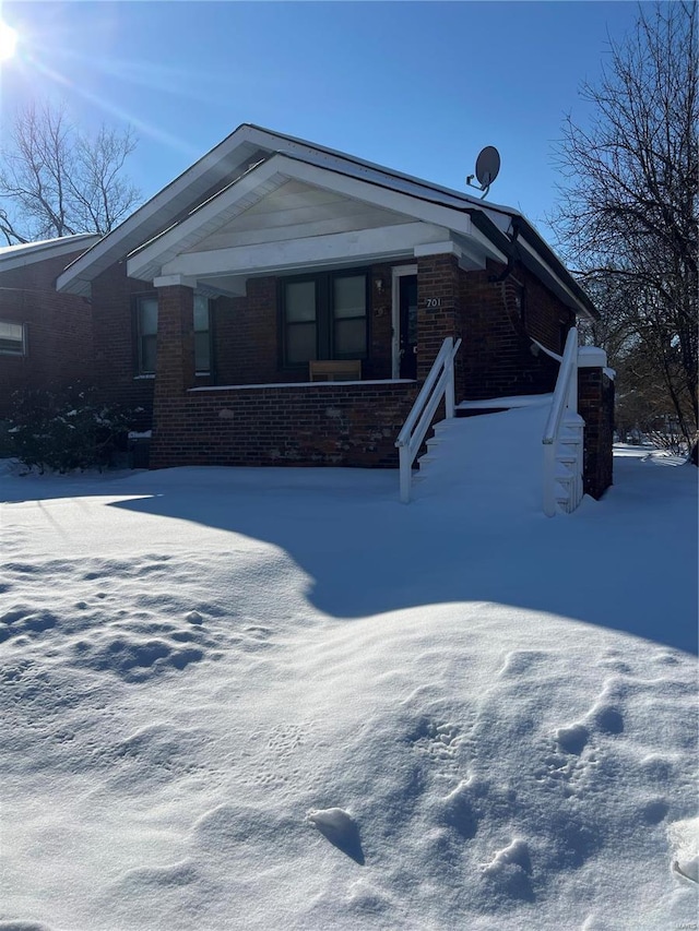 view of front of home with covered porch