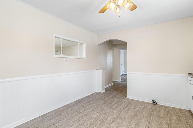 spare room featuring ceiling fan