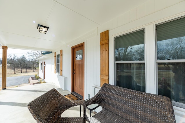 view of patio / terrace with covered porch