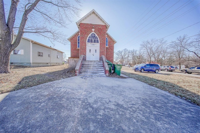 view of front of home