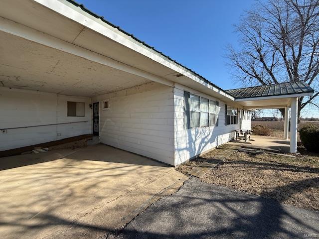 view of side of property