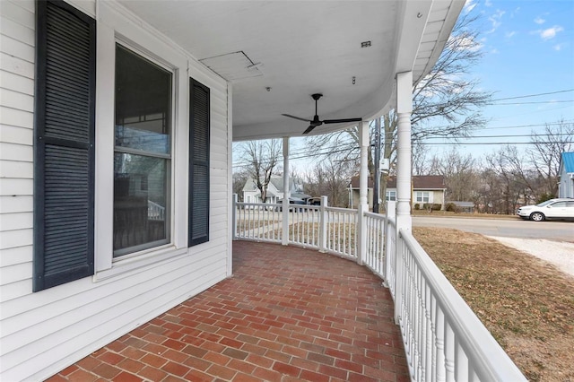 view of patio featuring a porch and ceiling fan