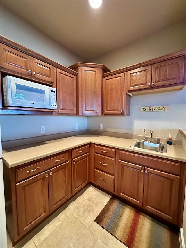 kitchen featuring sink