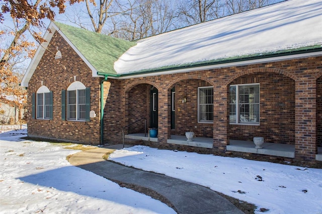 view of front of property with covered porch