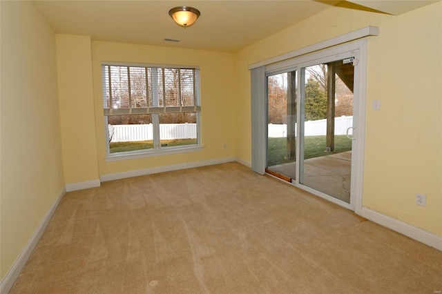 view of carpeted spare room