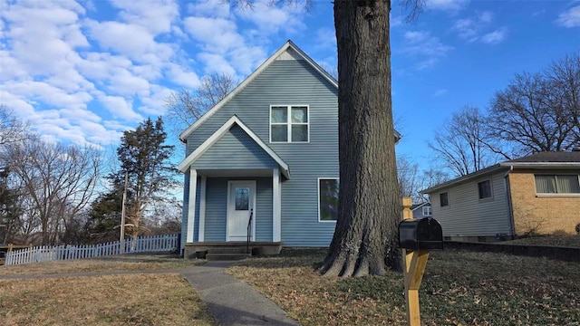 view of front of house