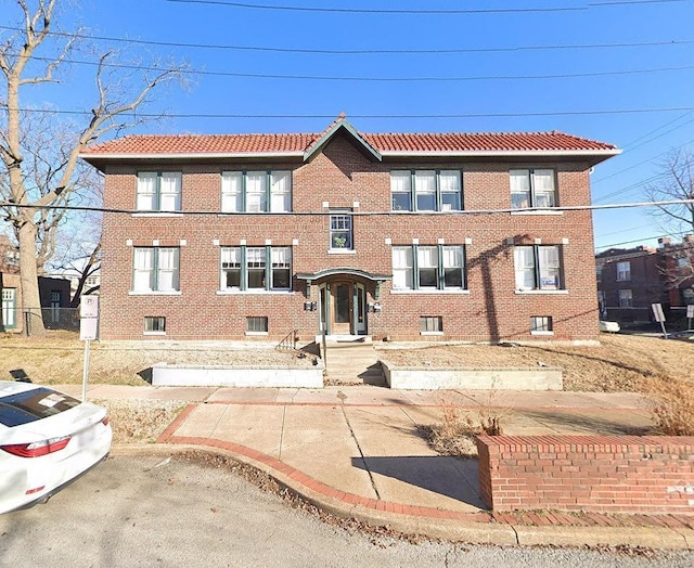 view of front of house