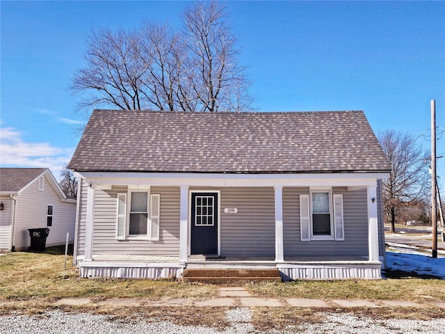 view of front of property featuring a porch