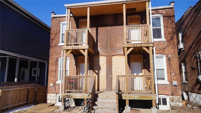 view of townhome / multi-family property