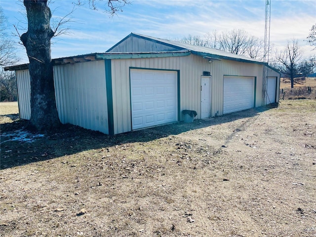 view of detached garage