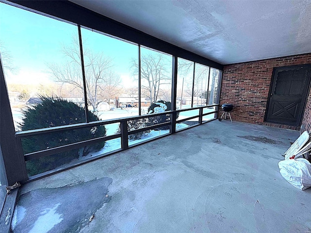 view of unfurnished sunroom