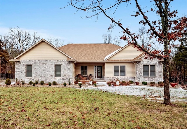 view of front of house with a front yard