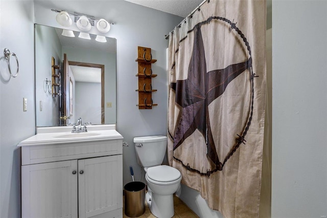 full bathroom featuring vanity, toilet, and shower / bath combo with shower curtain