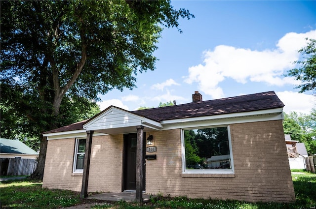 view of front of property