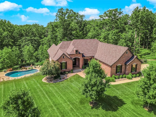 view of front of house with a front lawn