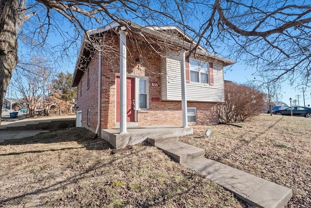 view of home's exterior