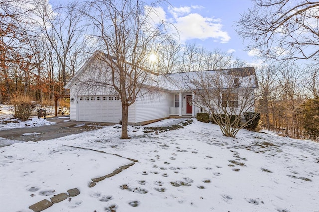 view of front of house featuring a garage